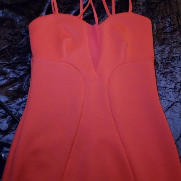 Dress - Picture 3 of 3